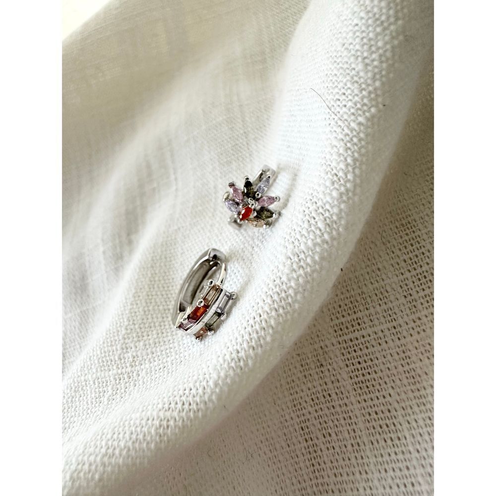 Zircon mini hoop earrings - multicolor